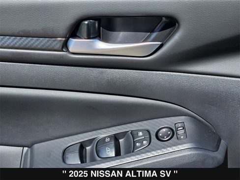 New 2025 Nissan Altima 2.5 SV image 15