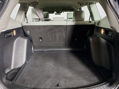 Used 2020 Honda CR-V LX image 31