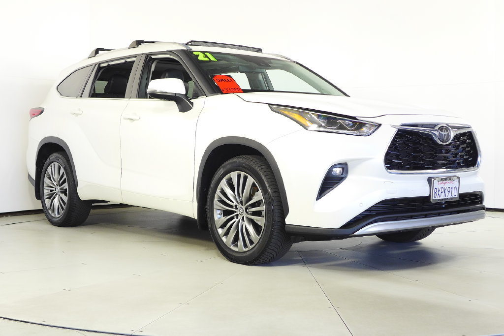 Used 2021 Toyota Highlander Platinum AWD/4WD image 4
