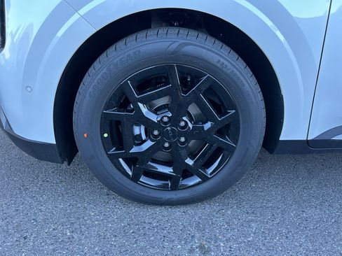 New 2026 Kia Carnival SX Prestige image 8