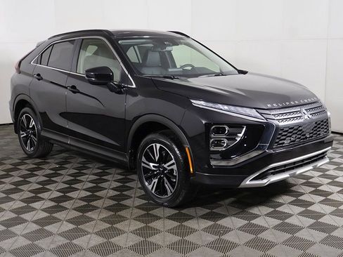 New 2026 Mitsubishi Eclipse Cross SE image 2