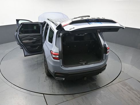 Certified 2025 Honda Pilot Sport image 50