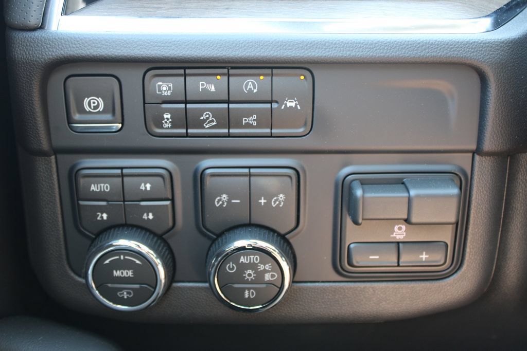 New 2026 Chevrolet Tahoe High Country AWD/4WD image 47