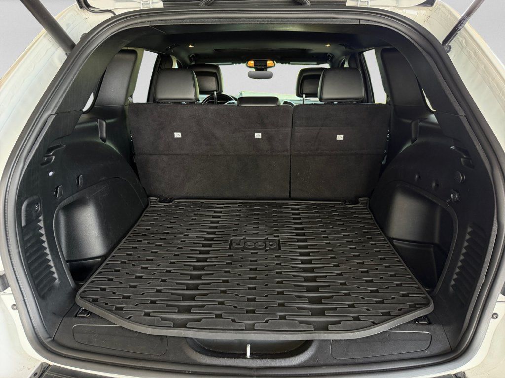 Used 2021 Jeep Grand Cherokee Limited X RWD image 27