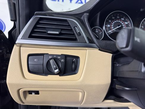 Used 2017 BMW 330e image 17