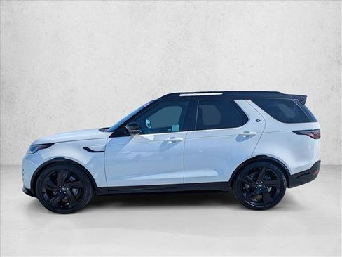 Certified 2025 Land Rover Discovery Dynamic SE AWD/4WD image 9