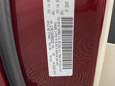 Used 2017 Chrysler Pacifica Limited image 23