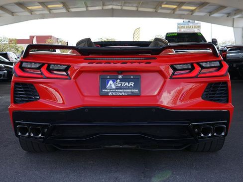 Used 2021 Chevrolet Corvette Stingray Premium Conv w/ Z51 Performance Package RWD image 4