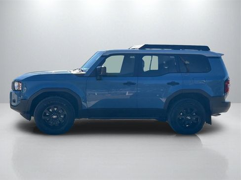 Used 2024 Toyota Land Cruiser image 8