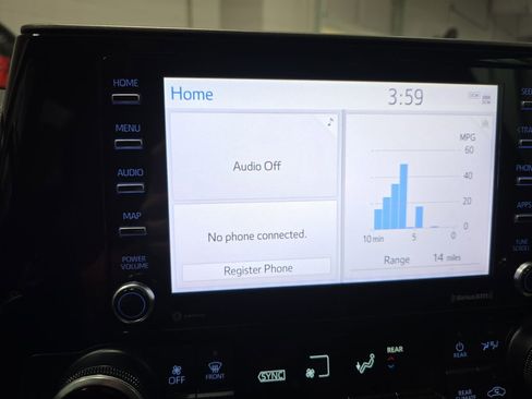 Used 2021 Toyota Highlander L image 23