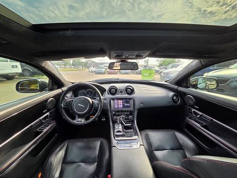Used 2014 Jaguar XJ R LWB RWD image 7
