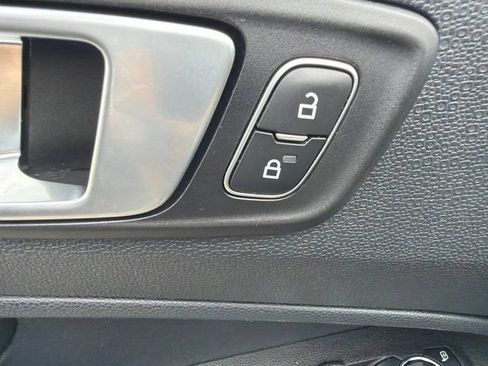 Used 2020 Ford EcoSport Titanium AWD/4WD image 22