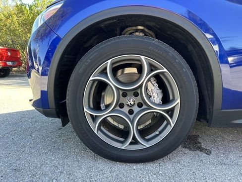 Used 2022 Alfa Romeo Stelvio Sprint image 13