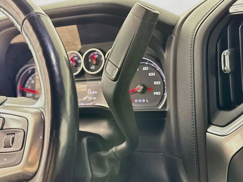 Used 2019 Chevrolet Silverado 1500 LT Trail Boss AWD/4WD image 16