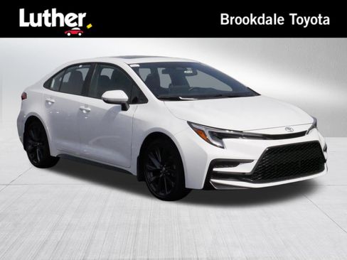 Certified 2026 Toyota Corolla XSE FWD image 1