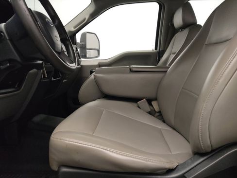 Used 2019 Ford F250 XL RWD image 17