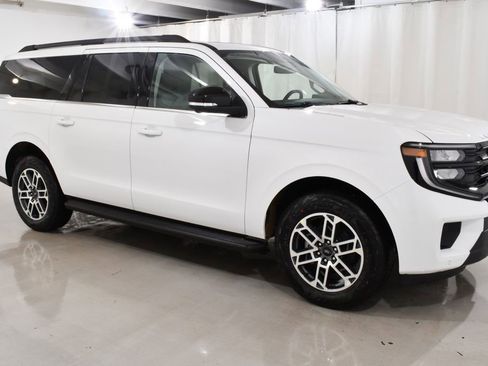 New 2026 Ford Expedition Max Active AWD/4WD image 5