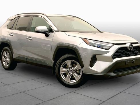 Used 2023 Toyota RAV4 XLE w/ Convenience Package AWD/4WD image 3