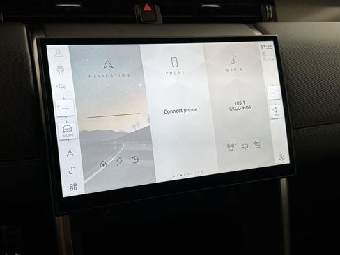 Certified 2025 Land Rover Discovery Sport Dynamic SE image 14