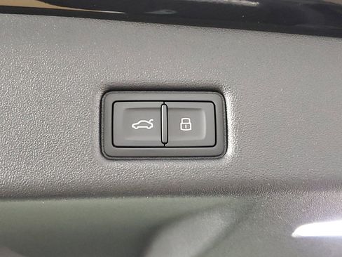 New 2026 Audi Q5 Premium Plus image 22