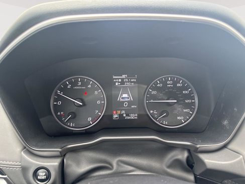 Used 2024 Subaru Outback Onyx Edition AWD/4WD image 2
