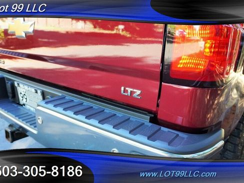 Used 2015 Chevrolet Silverado 1500 LTZ Z71 w/ LTZ Plus Package AWD/4WD image 32