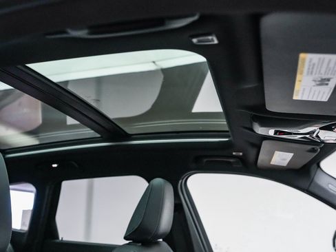 Certified 2023 BMW X1 xDrive28i w/ Convenience Package image 17