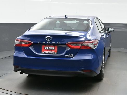 Used 2023 Toyota Camry LE FWD image 5