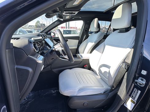 Certified 2023 Mercedes-Benz GLC 300 GLC 300 image 14