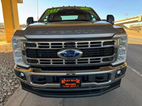 Used 2024 Ford F350 XLT w/ FX4 Off-Road Package image 7