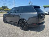 Used 2023 Land Rover Range Rover SE image 3