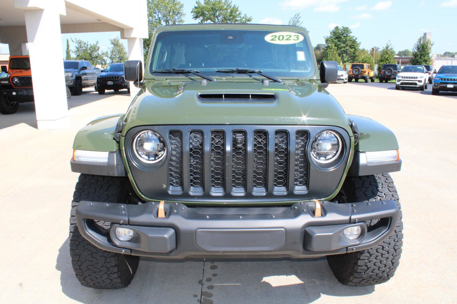 Certified 2023 Jeep Wrangler Unlimited Rubicon 392 w/ Xtreme Recon 35" Tire Package AWD/4WD image 3
