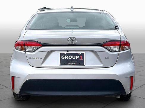 Used 2024 Toyota Corolla LE FWD image 5