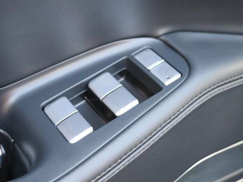 Used 2025 Lincoln Navigator Reserve AWD/4WD image 19