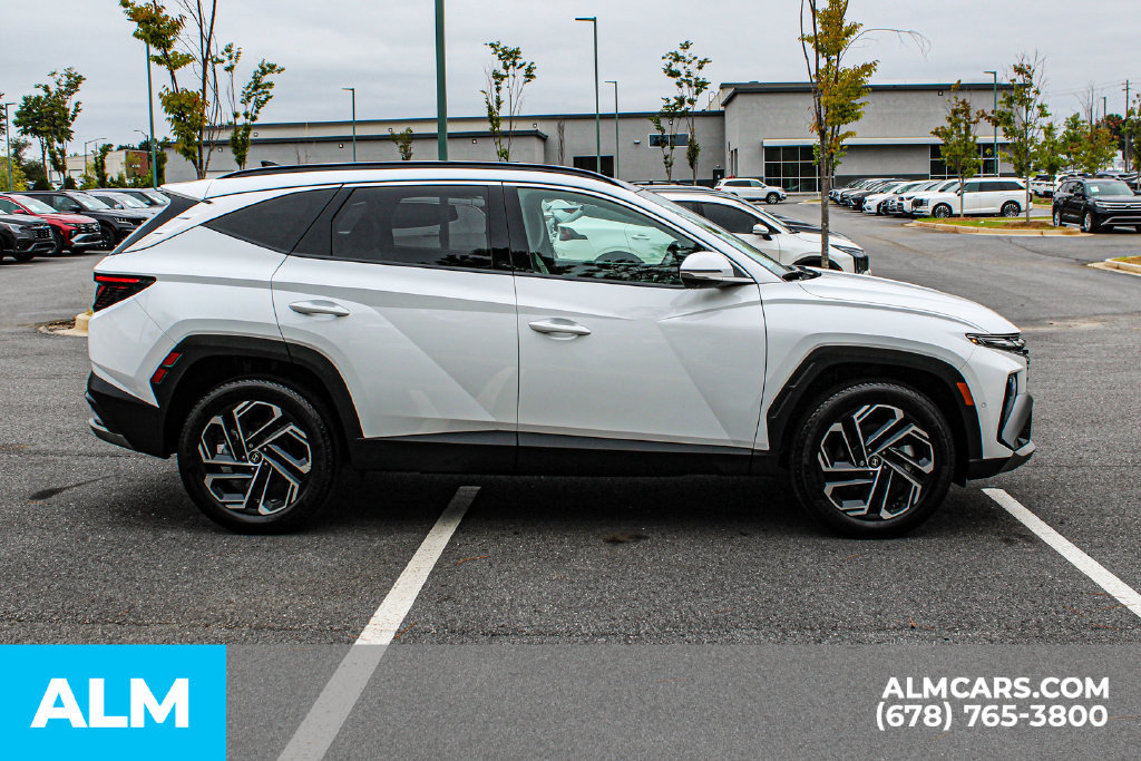 Used 2025 Hyundai Tucson Limited AWD/4WD image 8