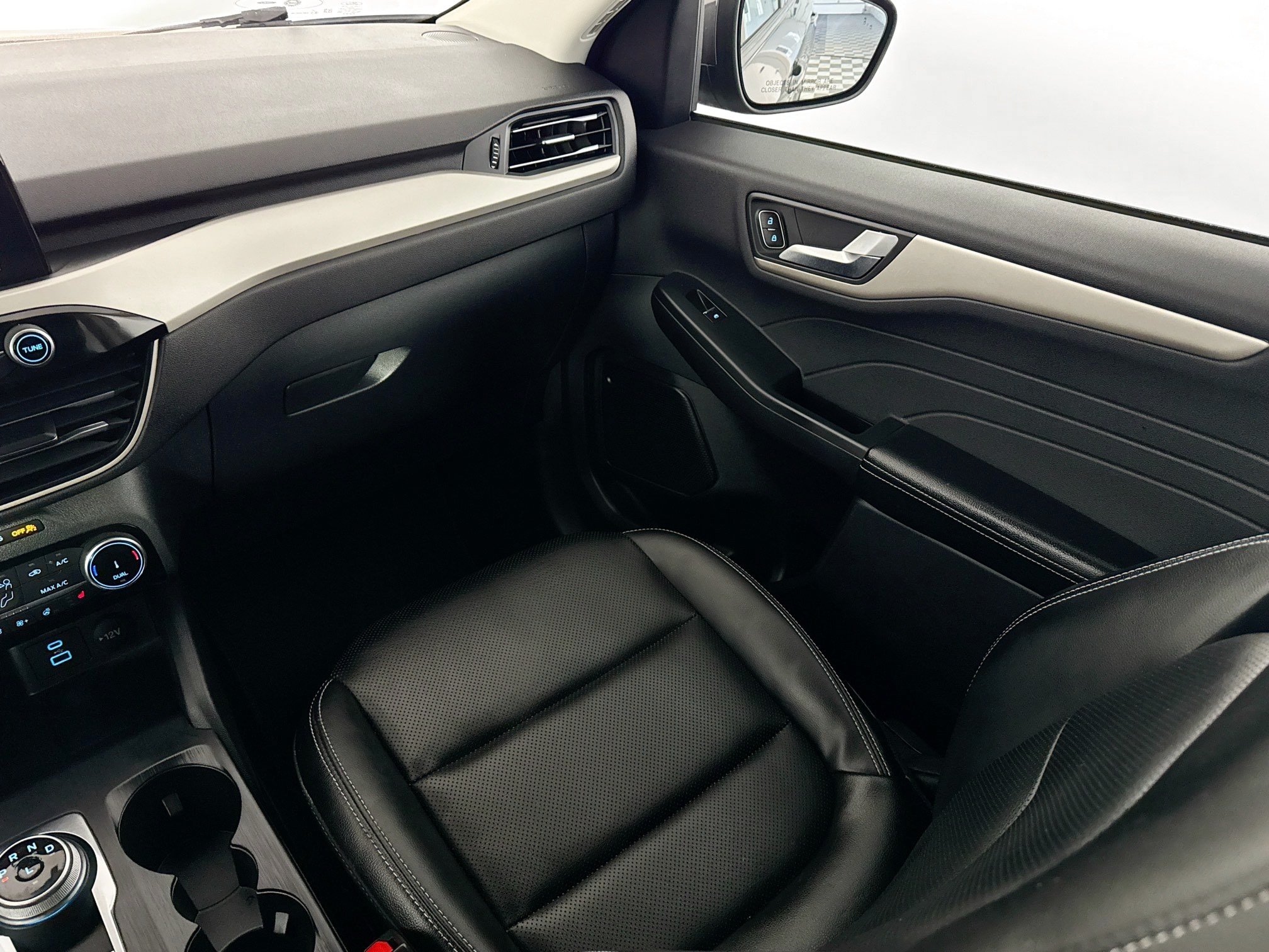 Used 2022 Ford Escape SEL AWD/4WD image 36