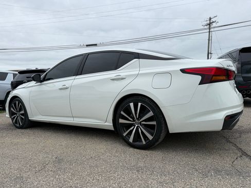 Used 2022 Nissan Altima 2.5 SR FWD image 5