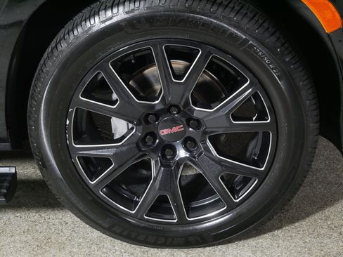 Used 2022 GMC Yukon Denali image 15