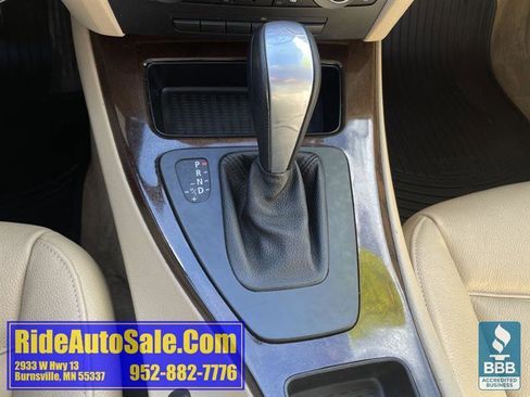 Used 2011 BMW 328i xDrive Sedan AWD/4WD image 18