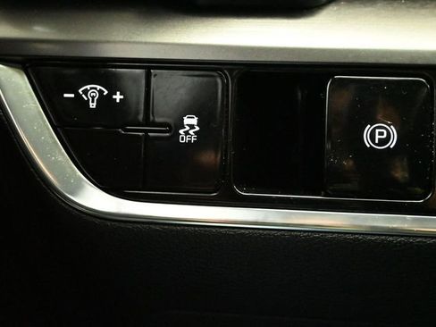 Used 2023 Kia Sportage EX image 30