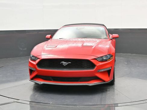 Used 2022 Ford Mustang Premium RWD image 3