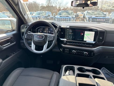 Certified 2025 GMC Sierra 1500 Elevation image 13