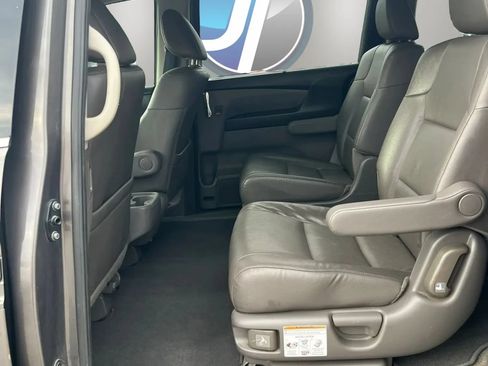 Used 2015 Honda Odyssey Touring Elite image 21