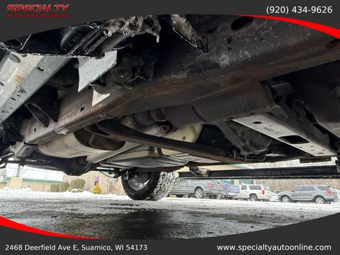 Used 2018 GMC Yukon Denali image 48