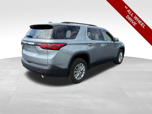 Used 2023 Chevrolet Traverse LT AWD/4WD image 6