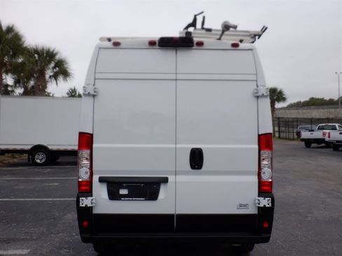 Used 2022 RAM ProMaster 1500 w/ Driver Convenience Group image 4