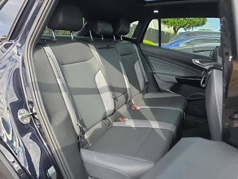 Used 2024 Volkswagen ID.4 S image 12