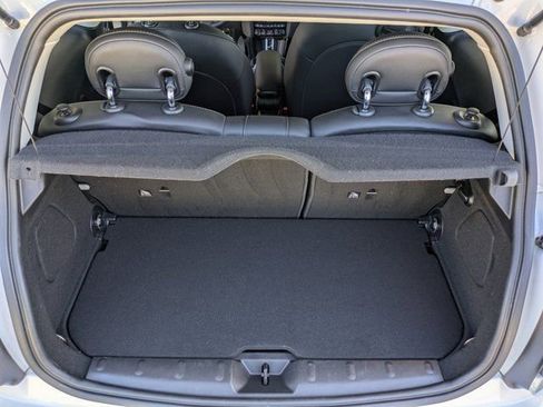 Used 2024 MINI Cooper 2-Door Hardtop image 12