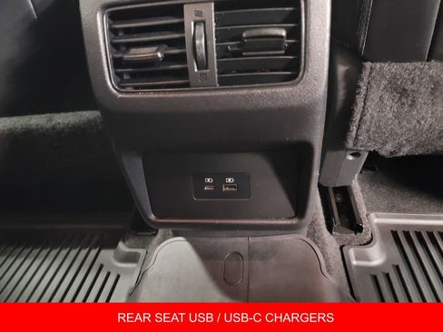 Certified 2023 Nissan Rogue SL image 9