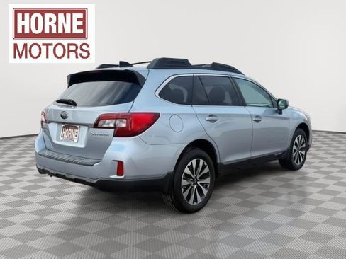 Used 2016 Subaru Outback 2.5i Limited image 9
